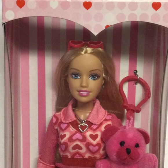 3 Valentine Barbie Dolls NRFB NEW - Picture 4 of 5